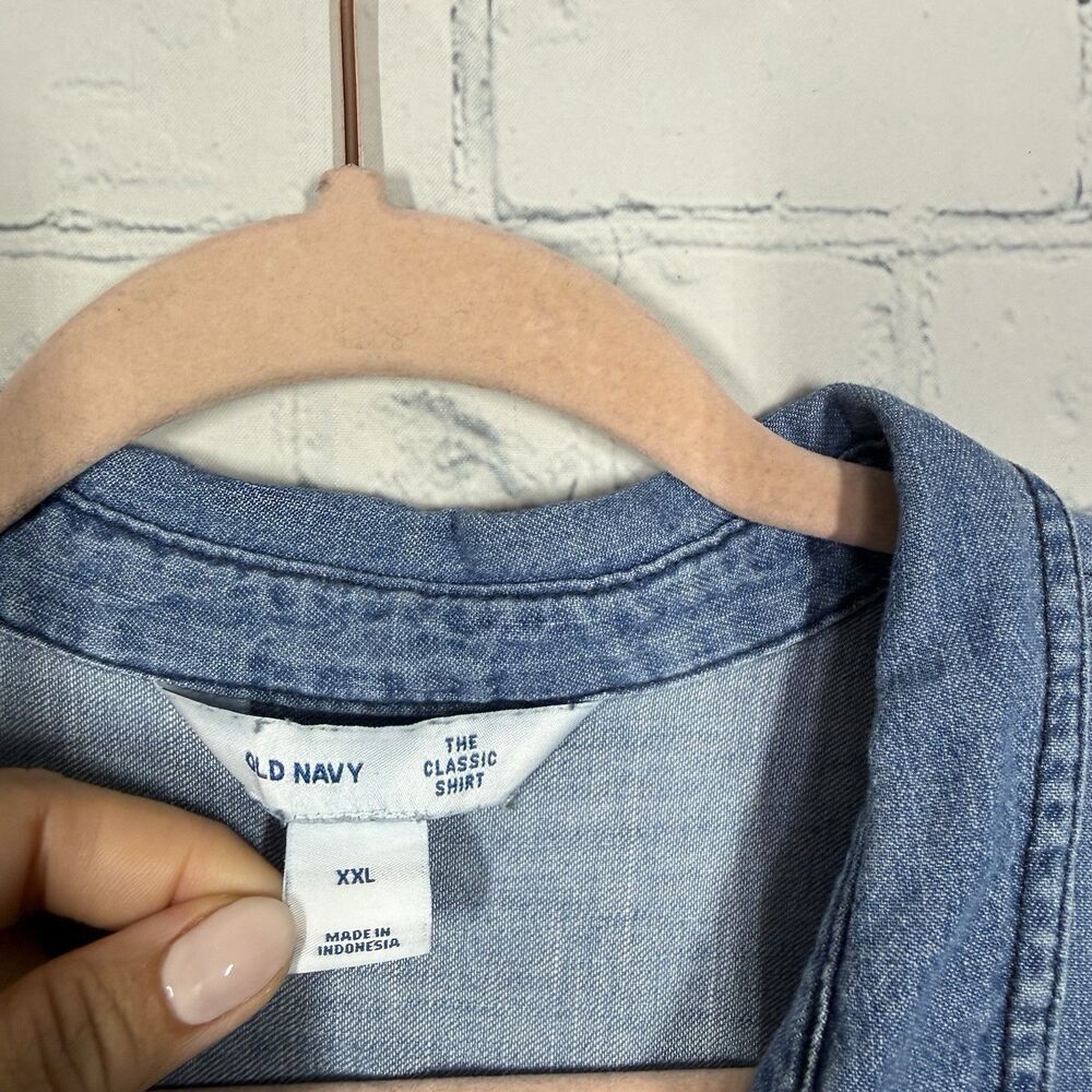Old Navy The Classic Shirt Women XXL Blue Chambray Denim Button Up 100% Cotton - Picture 4 of 9